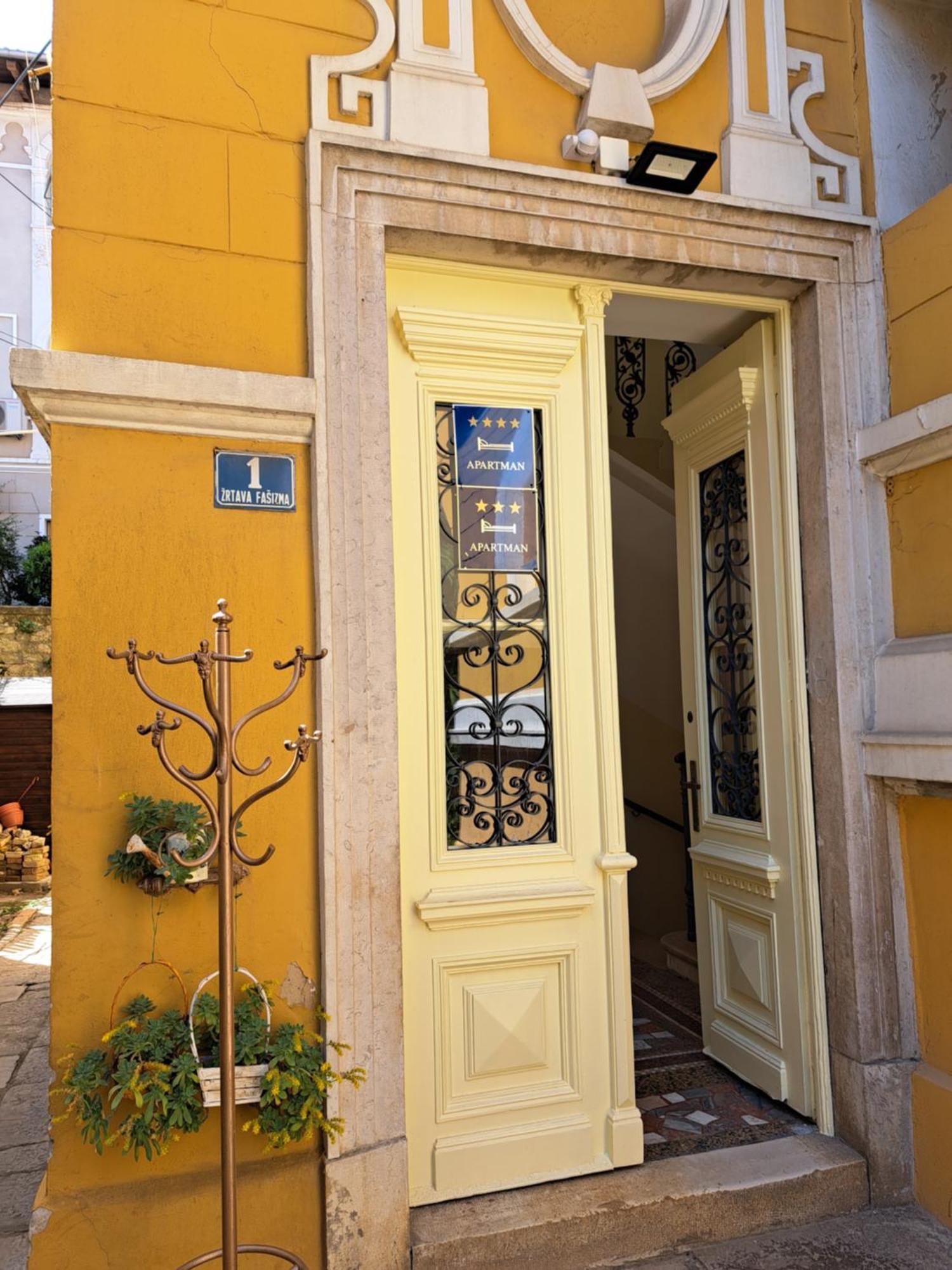 Apartman Barocco 洛夫兰 外观 照片